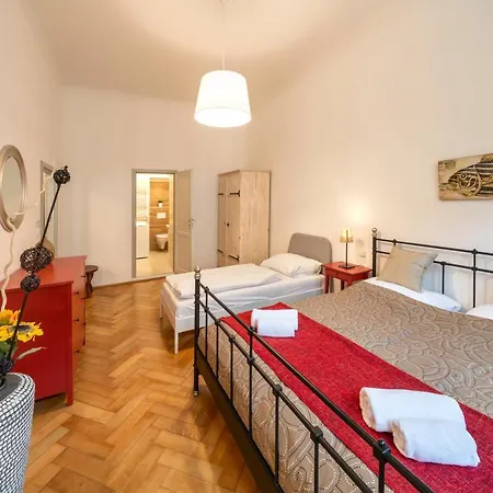 Apartment Old Town - Skorepka *